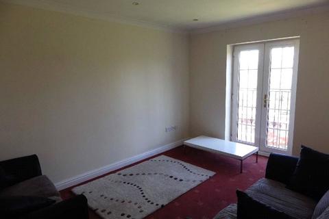 2 bedroom apartment to rent, Kensington Place, Lancashire OL16