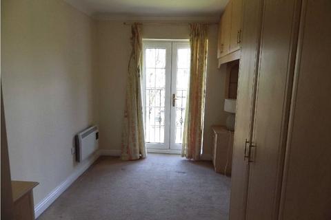 2 bedroom apartment to rent, Kensington Place, Lancashire OL16