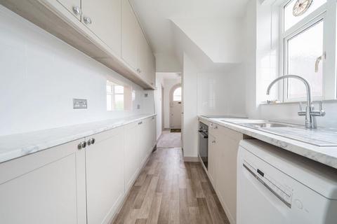 3 bedroom semi-detached house to rent, Peareswood Gardens,  Stanmore,  HA7