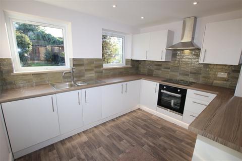 220 Green Road, Penistone, Sheffield, S36 6BG