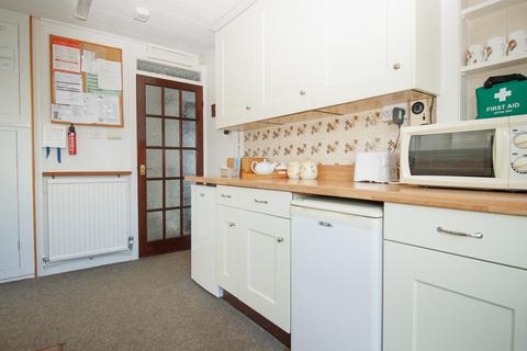 2 bedroom detached bungalow for sale, Rosemoor Close, Hunmanby YO14