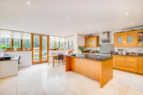 4 bedroom semi-detached house for sale, Raeburn Close, Hampstead Garden Suburb