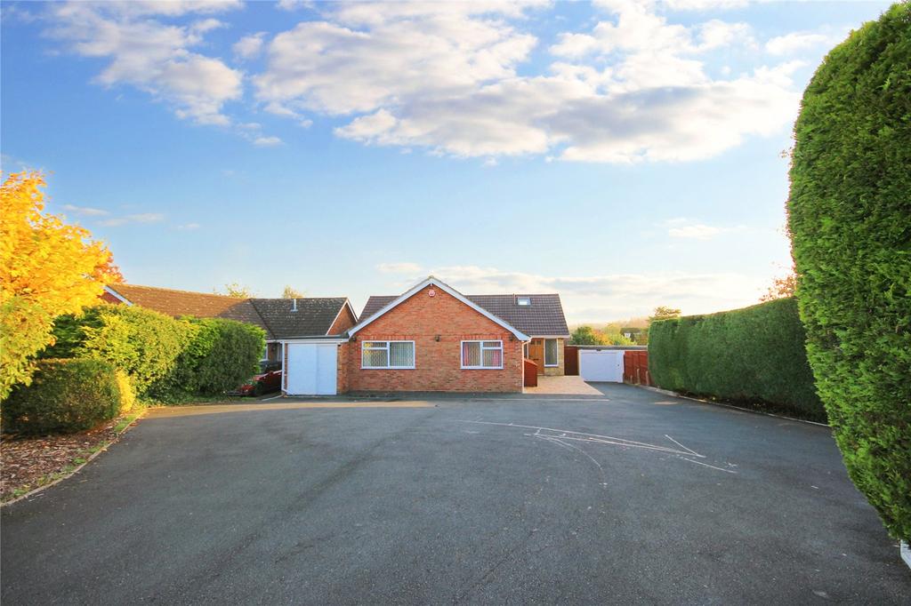 Orchard Drive, Twyning, Tewkesbury, Gloucestershire, GL20 5 bed