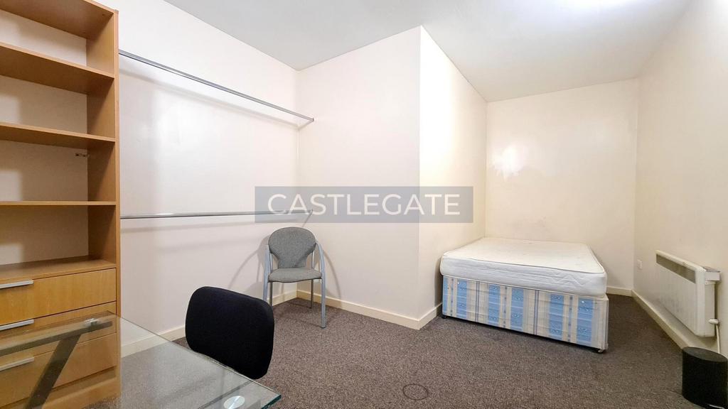 Flat 29, 13-17 Chancery Lane, Huddersfield, HD1 2 D