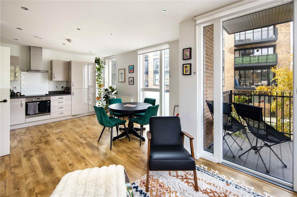 Living Room/Kitchen