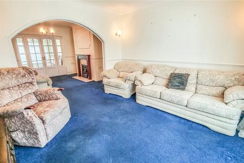 64 Marshalls Drive, Romford, RM1 4JT