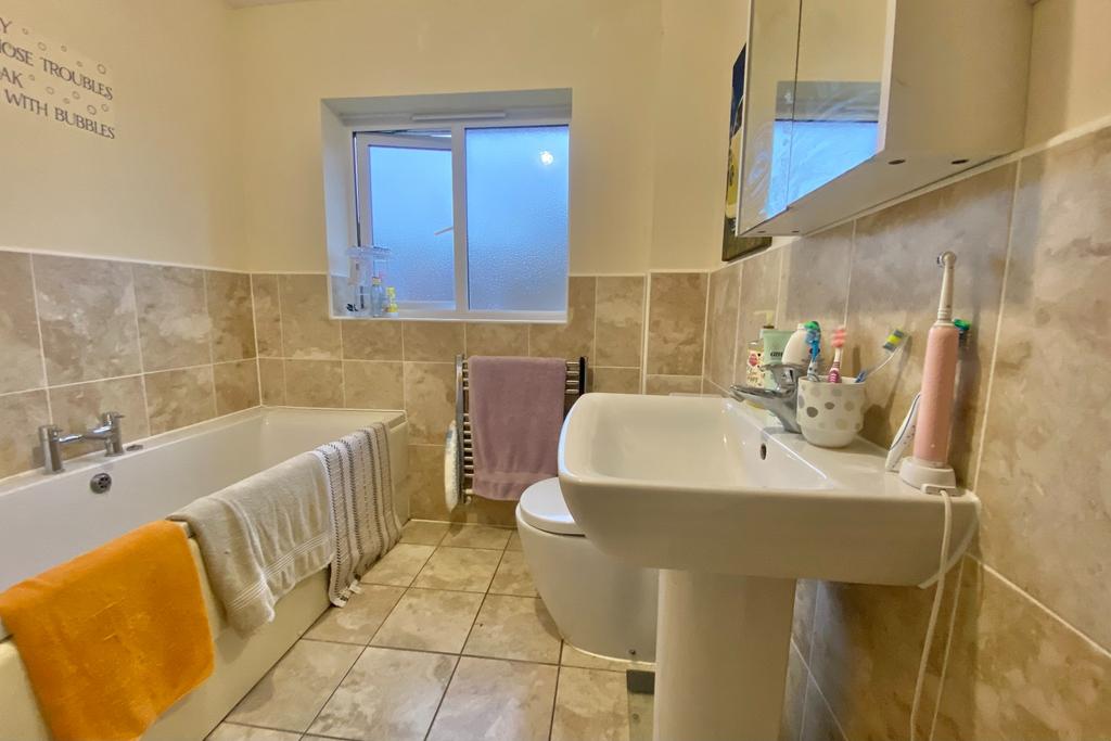 Main Bathroom