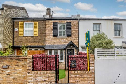 16 Thornton Road, London, SW19 4NG