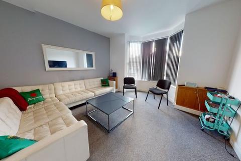 6 Beeston Road, Dunkirk, Nottingham, NG7 2JQ