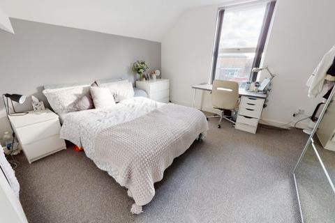 6 bedroom house to rent, 6 Beeston Road, Dunkirk, Nottingham, NG7 2JQ