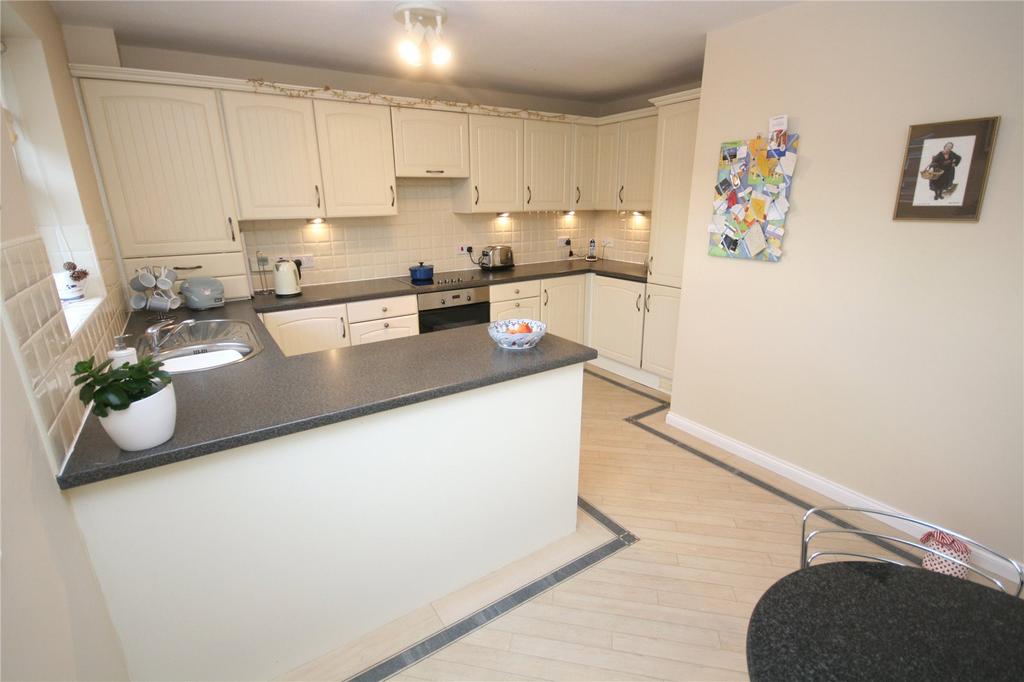 Kitchen (2)