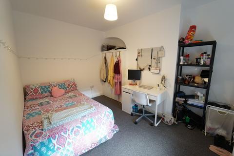 undefined, 13 Ridding Terrace, City Centre, Nottingham, NG3 1DW
