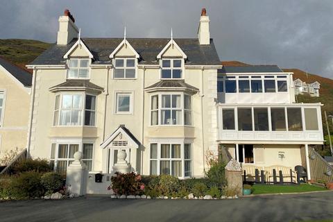 undefined, Ty Ardudwy, Aberdovey LL35