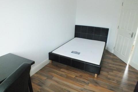 3 bedroom flat to rent - Flat 6, Bawas Place, 205 Alfreton Road, Radford, Nottingham, NG7 32W