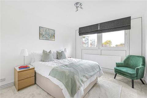 3 bedroom maisonette for sale - Evenwood Close, London, SW15