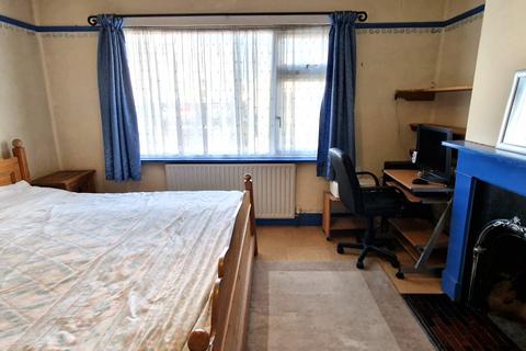 158 East Barnet Road, Barnet, EN4 8RD
