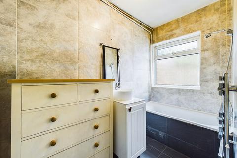 43 Mccall Crescent, London, SE7 8HS