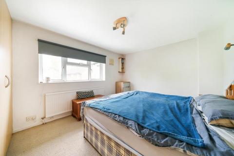 5 bedroom semi-detached house for sale, Woking,  Surrey,  GU22