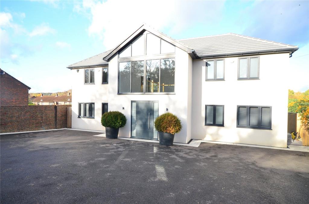 Forest Row, East Sussex, RH18 5 bed detached house for sale £1,300,000
