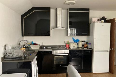 4 bedroom block of apartments for sale - 144A & 144B Chesterfield Road, Ashford, Middlesex, TW15 3PD