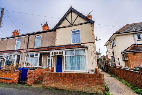 3 bedroom end of terrace house to rent, Garnett Street, Cleethorpes, Lincolnshire, DN35