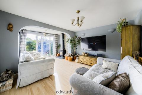 4 bedroom semi-detached house for sale - Blandford Avenue, Castle Bromwich, Birmingham, B36 9JB