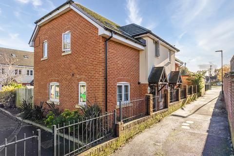 100 West Street, Crawley, RH11 8AW