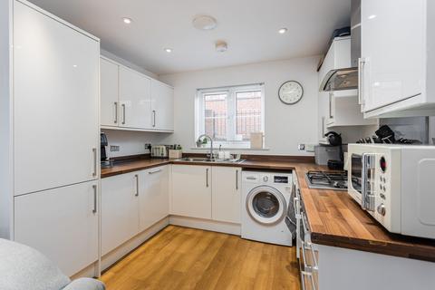 100 West Street, Crawley, RH11 8AW