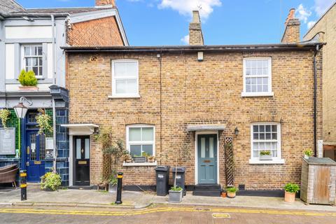3 Ferry Lane, Brentford, TW8 0AW