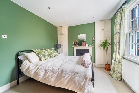 3 Ferry Lane, Brentford, TW8 0AW