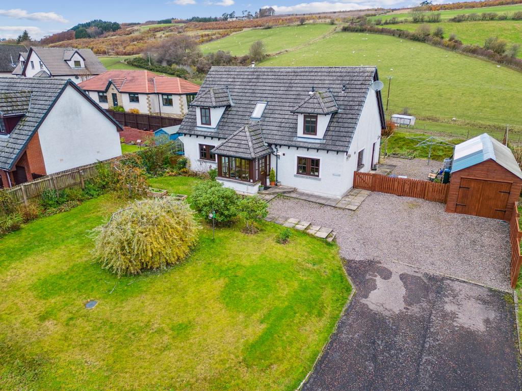 Denwell Court, Alyth, Perthshire, PH11 8FB 5 bed detached house for