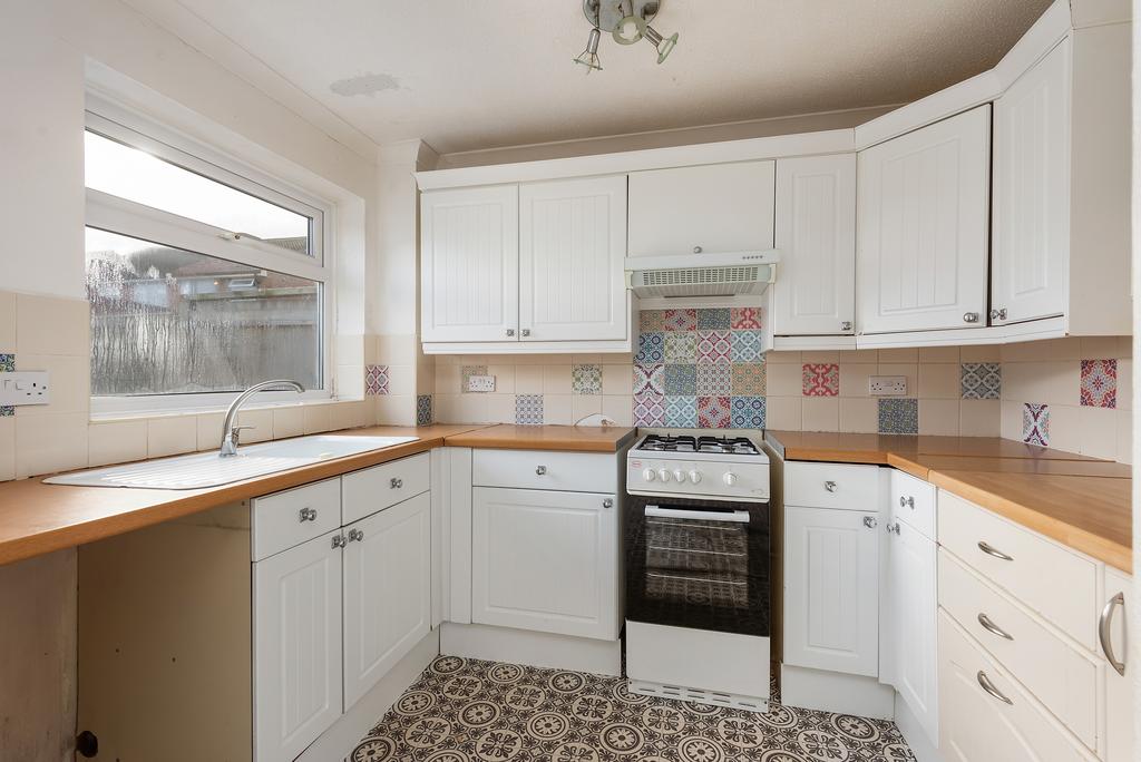 Richmond Road, Whitstable 3 bed semidetached house for sale £280,000