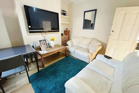 undefined, Olivia Grove, Rusholme, M14