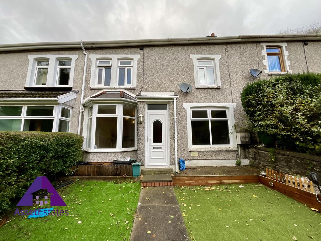 Oxford Place, Llanhilleth, Abertillery NP13 2SB 3 bed terraced house