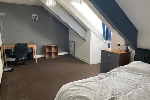 7 bedroom house share to rent, Brighton Grove, Newcastle upon Tyne NE4