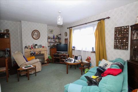 3 bedroom semi-detached house for sale, Bell Crescent
