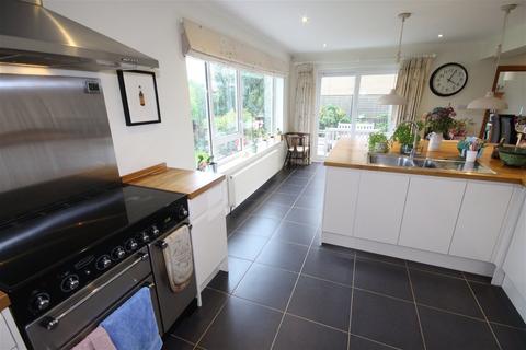 5 bedroom detached house for sale, Windmill Way, Lyddington