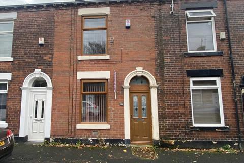 15 Union Street, Lees, Oldham, OL4 4NE