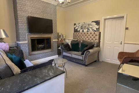 15 Union Street, Lees, Oldham, OL4 4NE