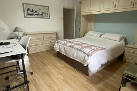 15 Union Street, Lees, Oldham, OL4 4NE