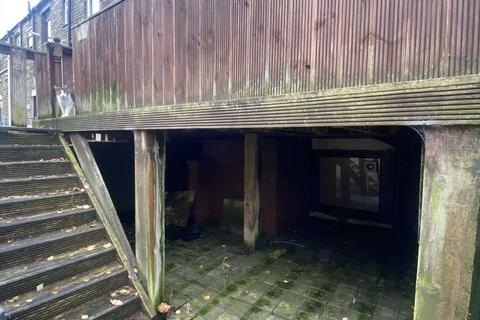 15 Union Street, Lees, Oldham, OL4 4NE