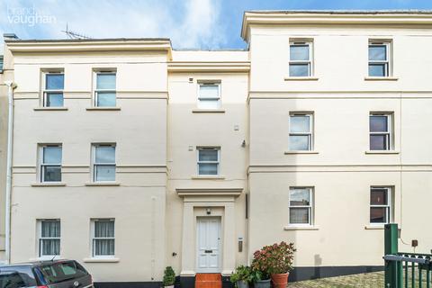 3 bedroom terraced house to rent, Western Street, Brighton, East Sussex, BN1