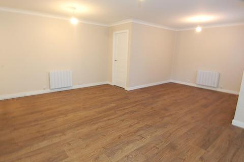 2 bedroom flat to rent, Snowdon Place, King's Park, Stirling, FK8