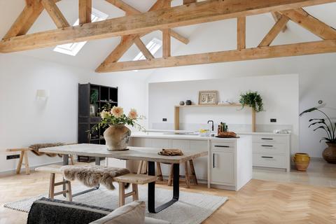 3 bedroom barn conversion for sale - Mount Place, Churchill, Chipping Norton, Oxfordshire, OX7