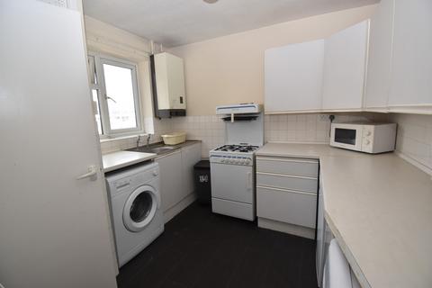 2 bedroom flat to rent, Dugdale Court, Brunswick Street, Leamington Spa, Warwickshire, CV31