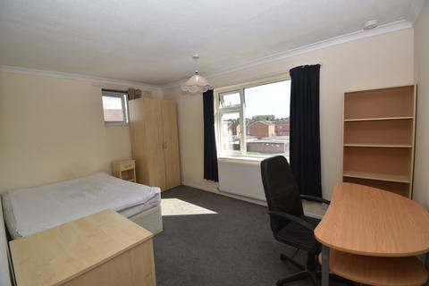 2 bedroom flat to rent, Dugdale Court, Brunswick Street, Leamington Spa, Warwickshire, CV31