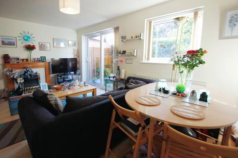 2 bedroom terraced house for sale - Hatherton Way, Chester, Cheshire, CH2