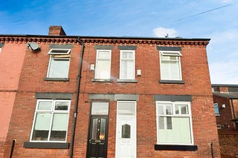 3 bedroom terraced house to rent, Olivia Grove, Rusholme, M14