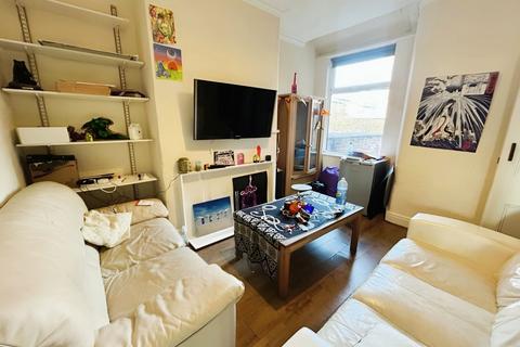 undefined, Olivia Grove, Rusholme, M14