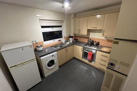 2 bedroom flat to rent, Leahurst Crescent, Birmingham B17